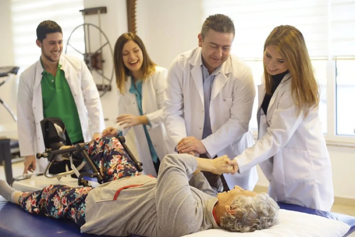 Eksen Sağlık Yatılı Fizik Tedavi ve Rehabilitasyon Merkezi, Felç inme tedavi merkezi, Yatalak Hasta Bakımı, Ortopedik Rehabilitasyon, Nörolojik Rehabilitasyon, Bakımevi, İstanbul, Anadolu Yakası, Ataşehir